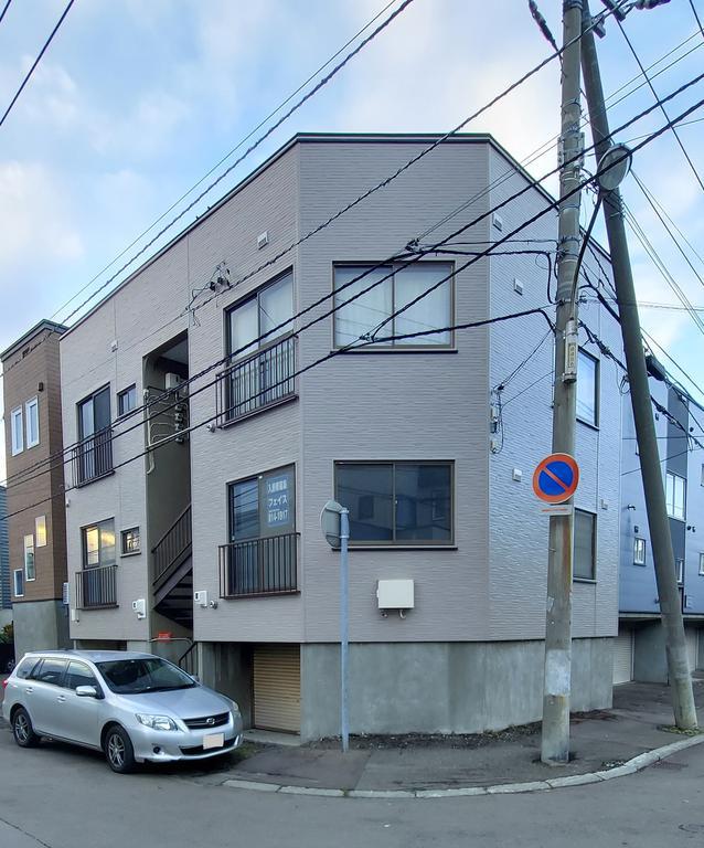 ハイデンス平岸B