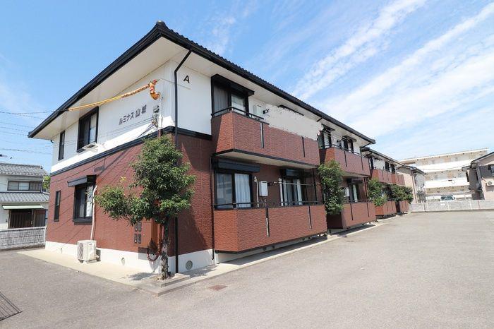 ルミナス山城 A棟