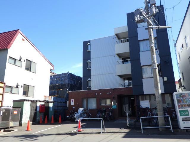 グラムール南平岸