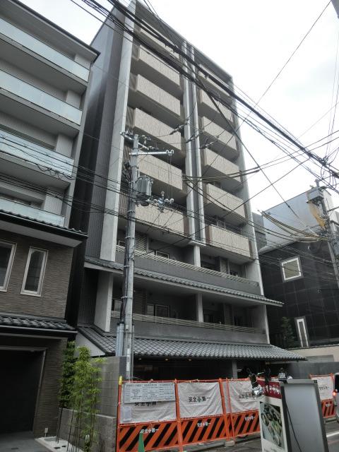 リヴァーク四条烏丸