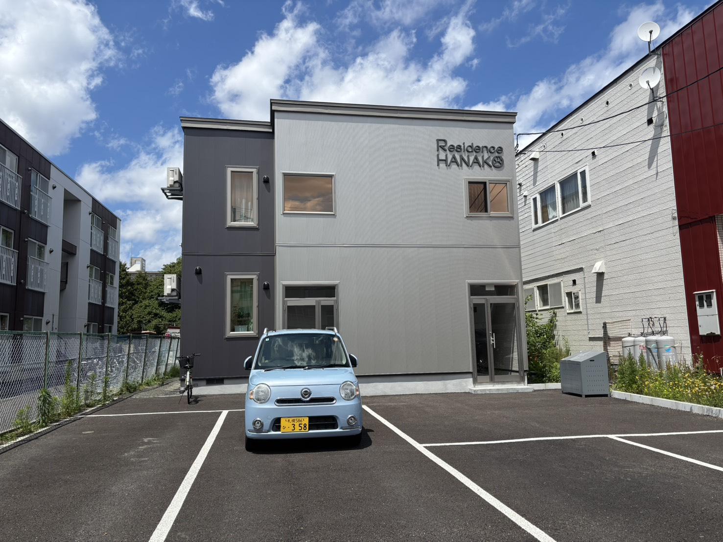 RESIDENCE HANAKO
