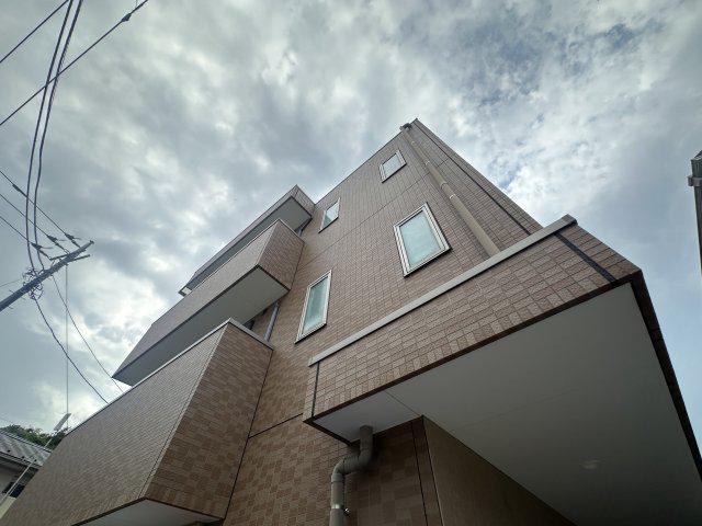 アイリスコート