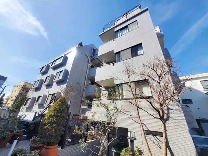 COM・CALDECOTT(2LDK/1階)