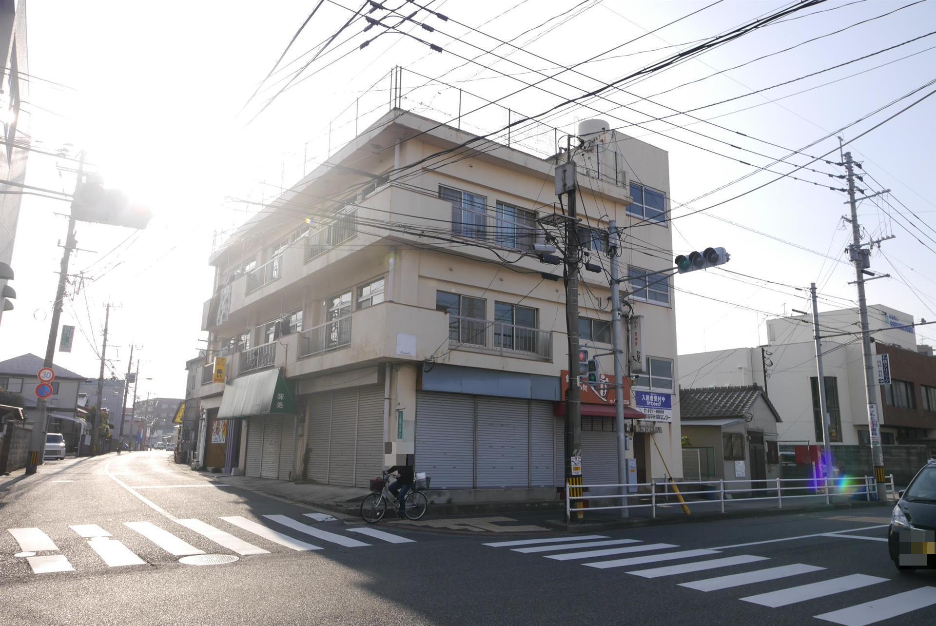 西田ビル