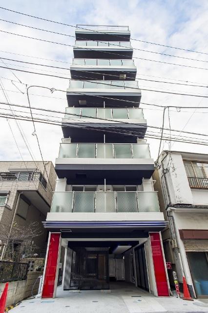 二子LIVS