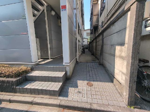 レオパレスROKA